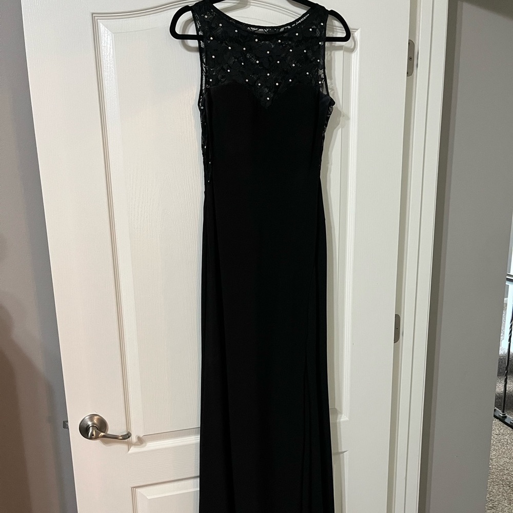 Formal Floor Length Black Lace Dress - Size 10